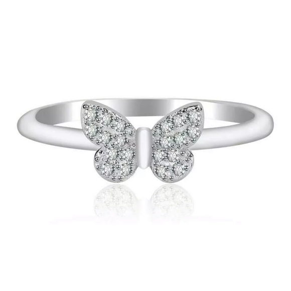 Gorgeous 925 Silver Ring White Sapphire Rings - Picture 2 of 3